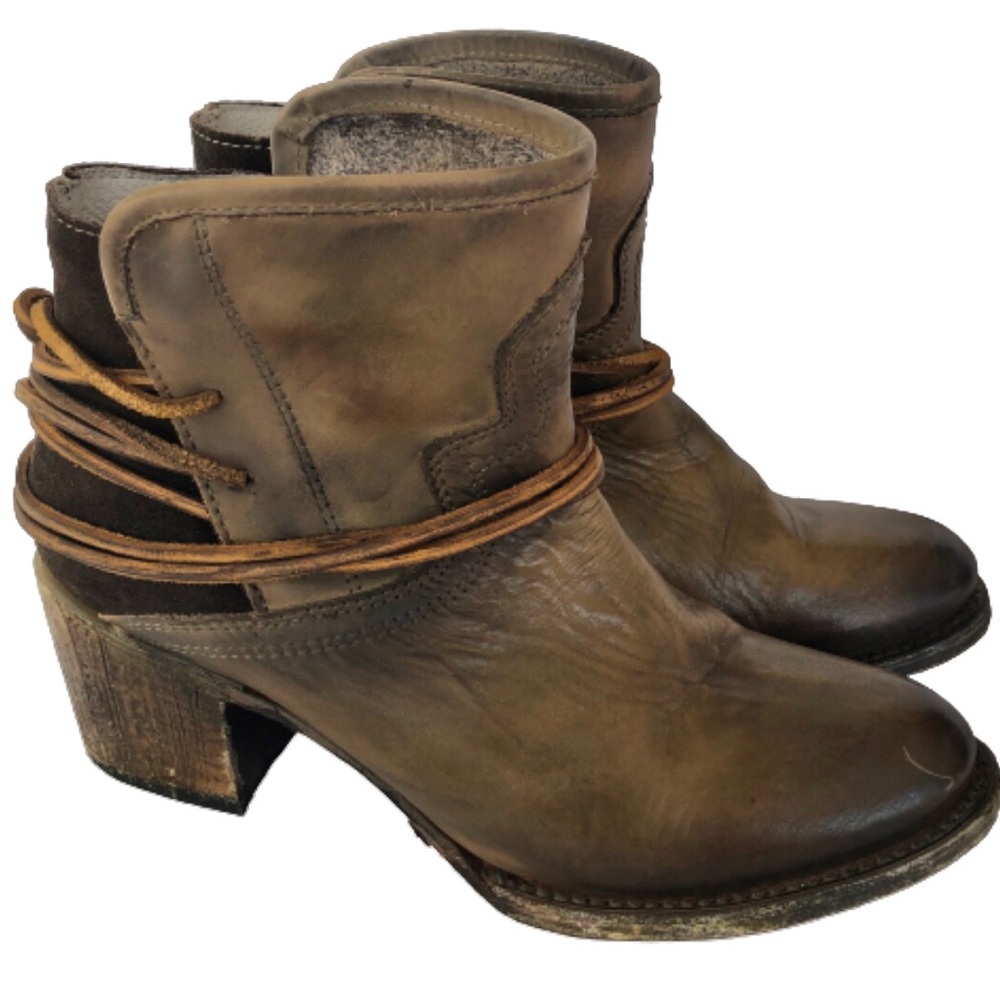 Freebird by Steven Casey Brown Distressed Ankle Leather Boots Women’s Size 9